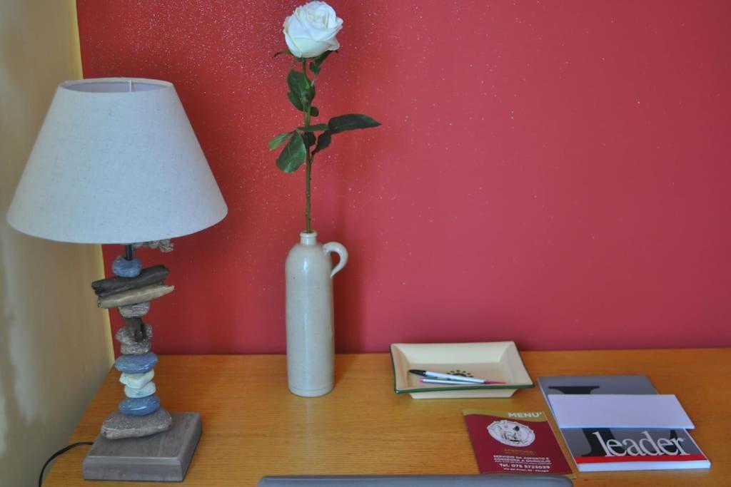 Il Profumo Del Lauro Apartment เปรูจา ภายนอก รูปภาพ