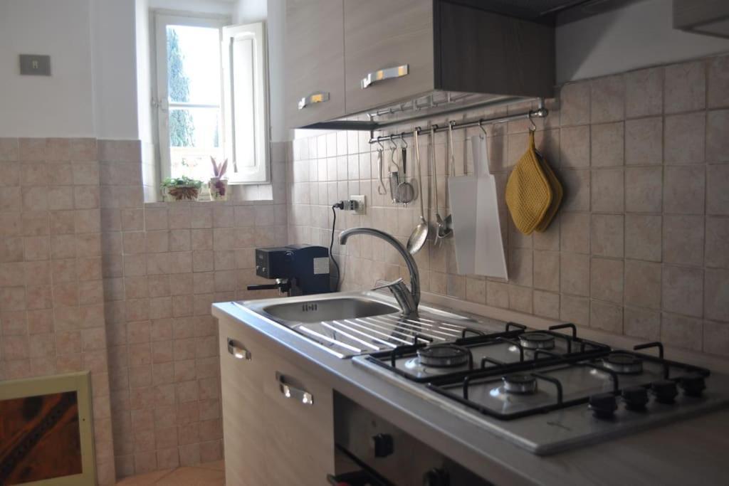 Il Profumo Del Lauro Apartment เปรูจา ภายนอก รูปภาพ